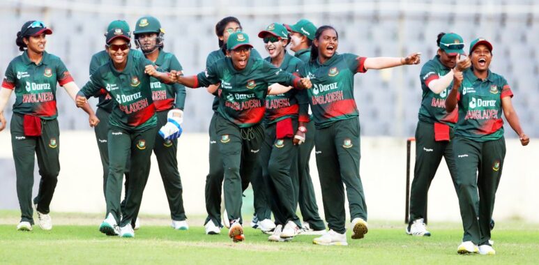 Bangladesh women